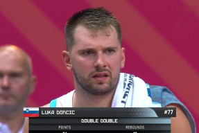 亚博-包含东契奇在加拿大队比赛中关键助攻，逆转引发热议！的词条